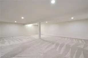 526 Paolo Circle NW, Canton, OH 44709 - Photo 22