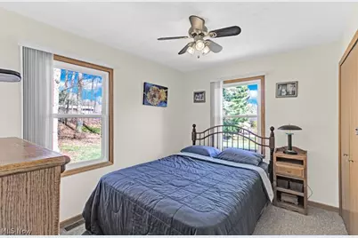 63 W Mohawk Drive, Malvern, OH 44644 - Photo 16