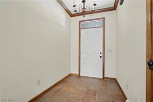 268 S Bayshore Dr, Columbiana, OH 44408 - Photo 14