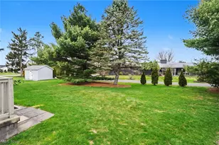 268 S Bayshore Dr, Columbiana, OH 44408 - Photo 42