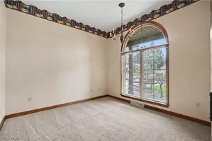 268 S Bayshore Dr, Columbiana, OH 44408 - Photo 18