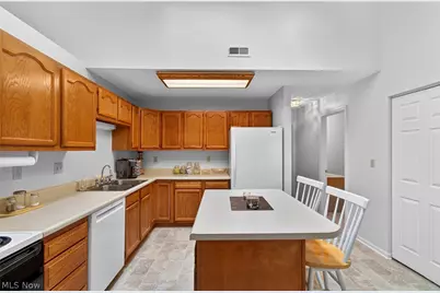 1909 Saddlebrook Circle, Wooster, OH 44691 - Photo 12