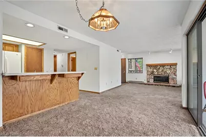 2197 Pinebrook Trail, Cuyahoga Falls, OH 44223 - Photo 6