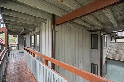 2197 Pinebrook Trail, Cuyahoga Falls, OH 44223 - Photo 40