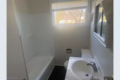 2471 Chaney Circle, Youngstown, OH 44509 - Photo 8