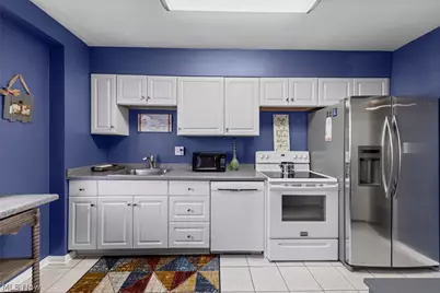 11820 Edgewater Drive #915, Oakwood, OH 44107 - Photo 16