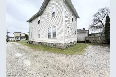 254 S Eagle Street, Geneva, OH 44041 - Photo 4