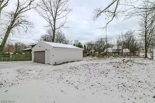 7325 Adkins Rd, Mentor, OH 44060 - Photo 38