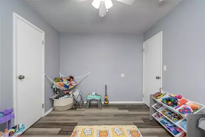 572 Bell Avenue, Elyria, OH 44035 - Photo 30