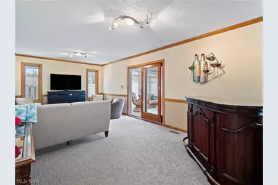 1044 Joy Oval, Green Hills, OH 44131 - Photo 6