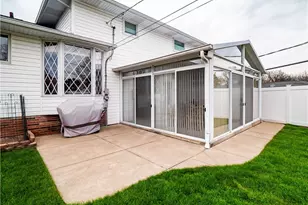 1044 Joy Oval, Green Hills, OH 44131 - Photo 36