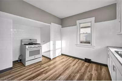 651 E 115th Street, Loveland, OH 44108 - Photo 14