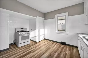 651 E 115th St, Loveland, OH 44108 - Photo 14