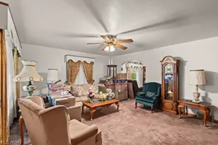 137 Oak St, Weirton, WV 26062 - Photo 6