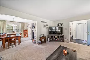 4234 Caylor Ct, Ashtabula, OH 44004 - Photo 8