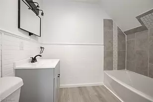 886 E 75th St, Loveland, OH 44103 - Photo 14