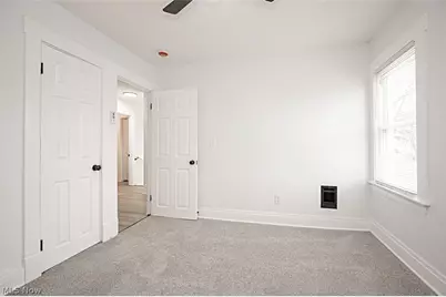 886 E 75th Street, Loveland, OH 44103 - Photo 8