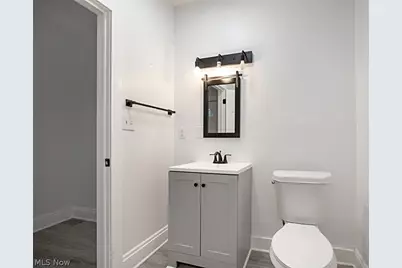 886 E 75th Street, Loveland, OH 44103 - Photo 18