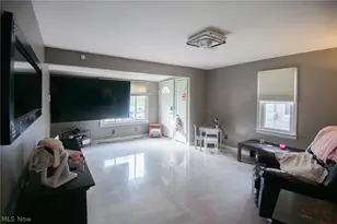 69 S Belle Vista Ave, Youngstown, OH 44509 - Photo 14