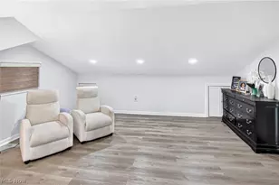 10903 Parkhurst Dr, Loveland, OH 44111 - Photo 20