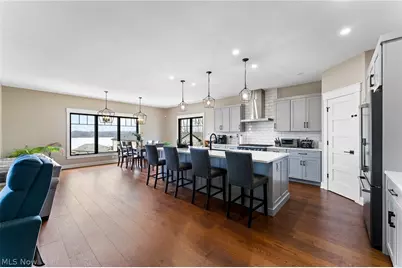 2645 Waters Edge Drive, Columbiana, OH 44408 - Photo 8