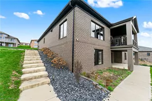 2645 Water's Edge Dr, Columbiana, OH 44408 - Photo 40
