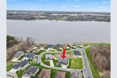 2645 Waters Edge Drive, Columbiana, OH 44408 - Photo 2