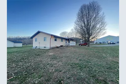 1715 South Street, Stockport, OH 43787 - Photo 4