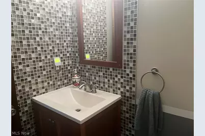5553 Windrush Court, Parma, OH 44134 - Photo 12