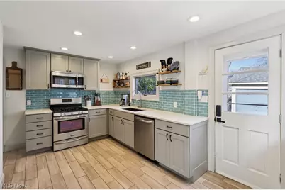 141 Melbourne Avenue, Akron, OH 44313 - Photo 12