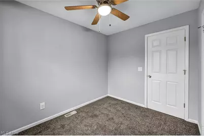 12114 National Drive, Grafton, OH 44044 - Photo 28