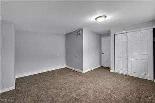 12114 National Dr, Grafton, OH 44044 - Photo 12