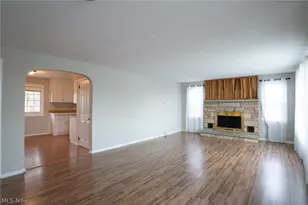 970 S Chillicothe Rd, Aurora, OH 44202 - Photo 4