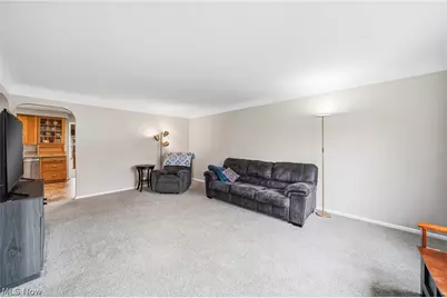 8462 Nowlen Street, Mentor, OH 44060 - Photo 4