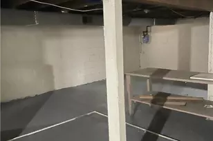 516 Wildwood Ave, Akron, OH 44320 - Photo 12