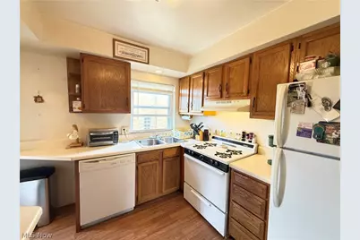 917 Oxford Boulevard, Steubenville, OH 43952 - Photo 12