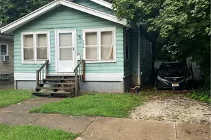 156 Roger Ave, Akron, OH 44305 - Photo 2