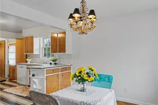 151 Roanoke Ave, Cuyahoga Falls, OH 44221 - Photo 8