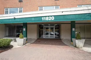 11820 Edgewater Dr, Oakwood, OH 44107 - Photo 1