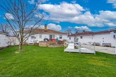 7295 Oakwood Road, Parma, OH 44130 - Photo 26