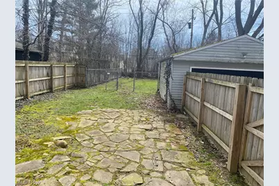 3340 E Fairfax Road, Cleveland Heights, OH 44118 - Photo 2