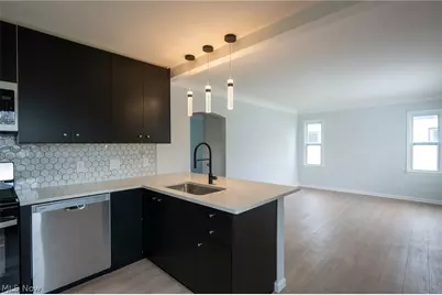 19200 Pasnow Avenue, Euclid, OH 44119 - Photo 8