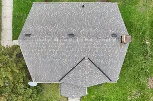 19200 Pasnow Ave, Euclid, OH 44119 - Photo 24