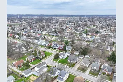 19200 Pasnow Avenue, Euclid, OH 44119 - Photo 22