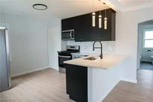 19200 Pasnow Ave, Euclid, OH 44119 - Photo 4