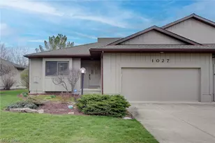 1027 Heath Way, Stow, OH 44224 - Photo 2