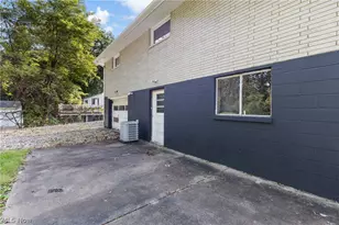 51235 Burrwood Dr, St Clairsville, OH 43947 - Photo 24