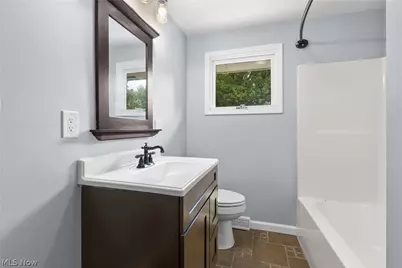 51235 Burrwood Drive, St Clairsville, OH 43947 - Photo 12