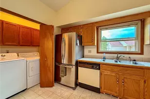 122 Sturbridge Dr, Medina, OH 44256 - Photo 10