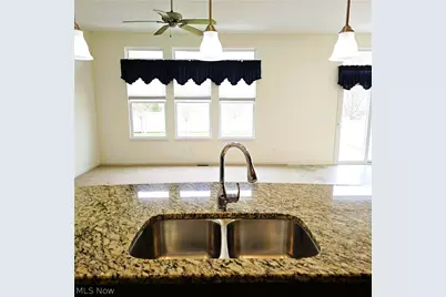 5137 Hartwell Lane, Brunswick Hills, OH 44212 - Photo 4